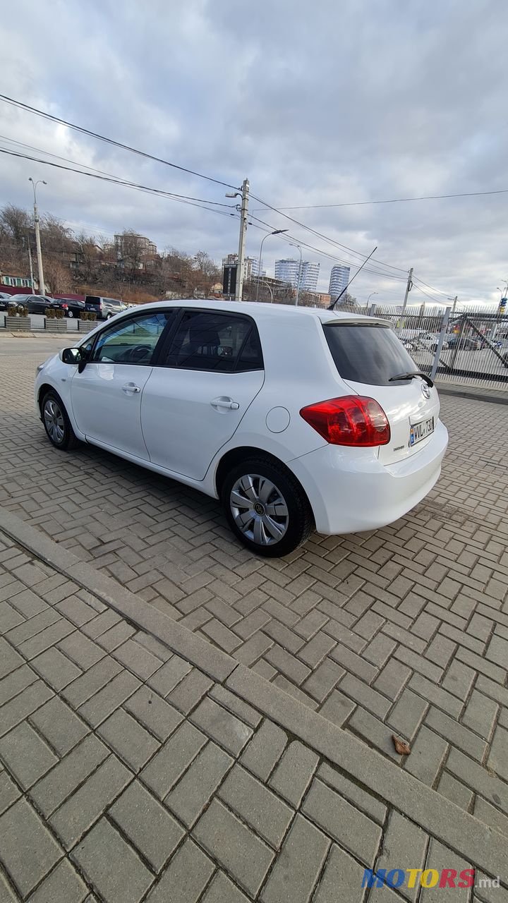 2008' Toyota Auris photo #4