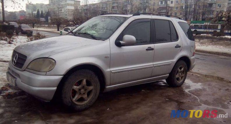 2000' Mercedes-Benz Ml photo #1