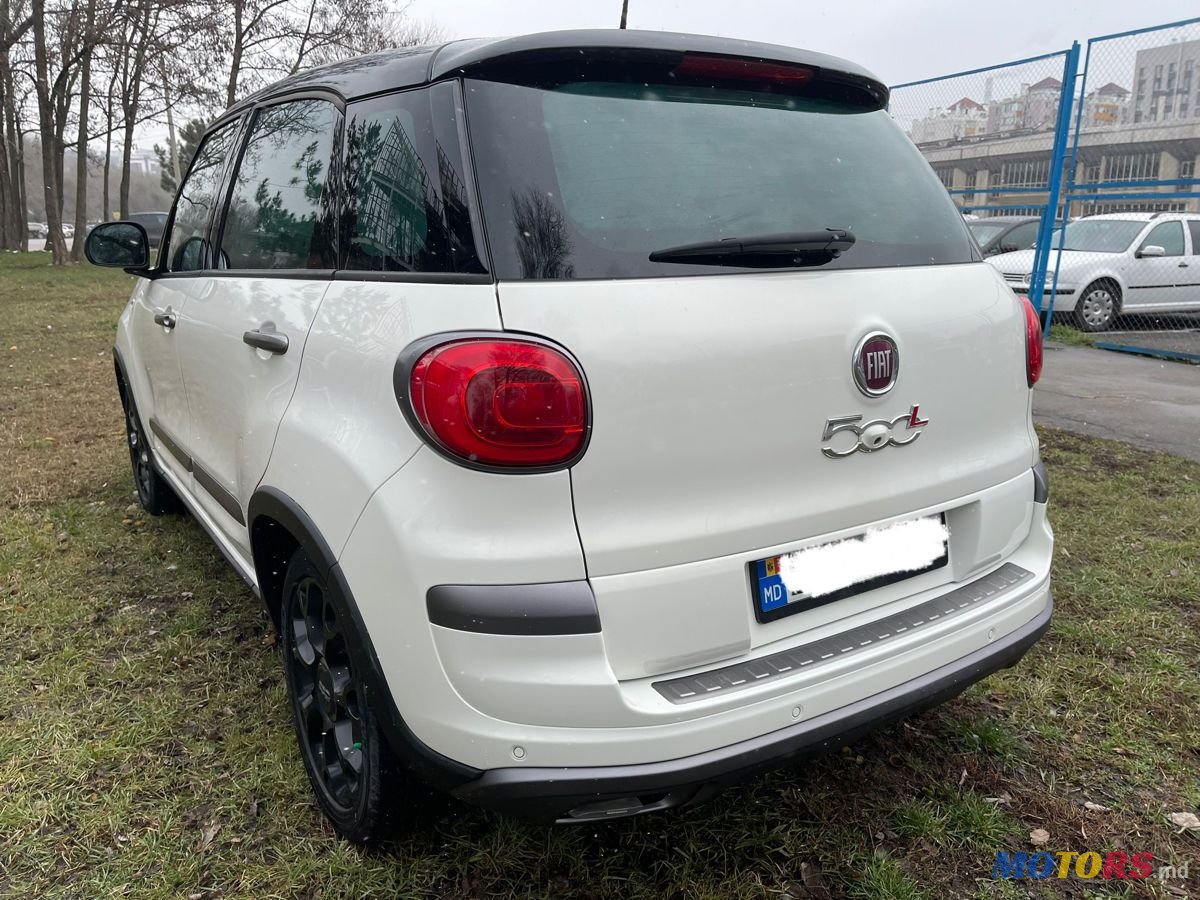 2017' Fiat 500L photo #4