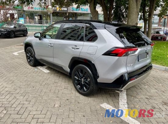 2022' Toyota RAV4 photo #4