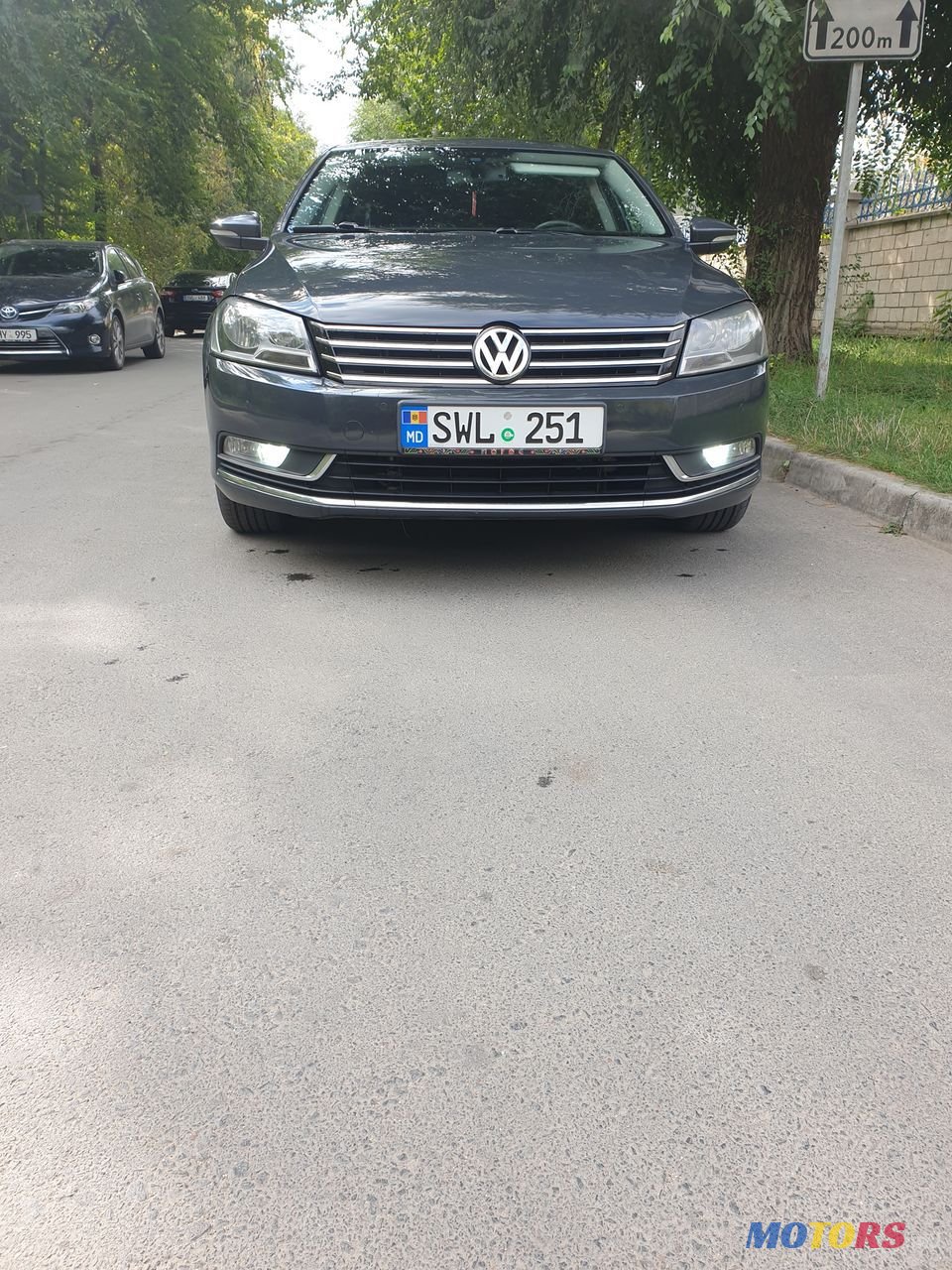 2013' Volkswagen Passat photo #2