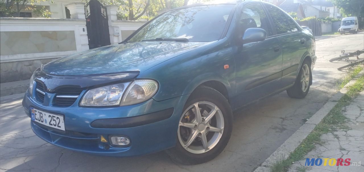 2001' Nissan Almera photo #3