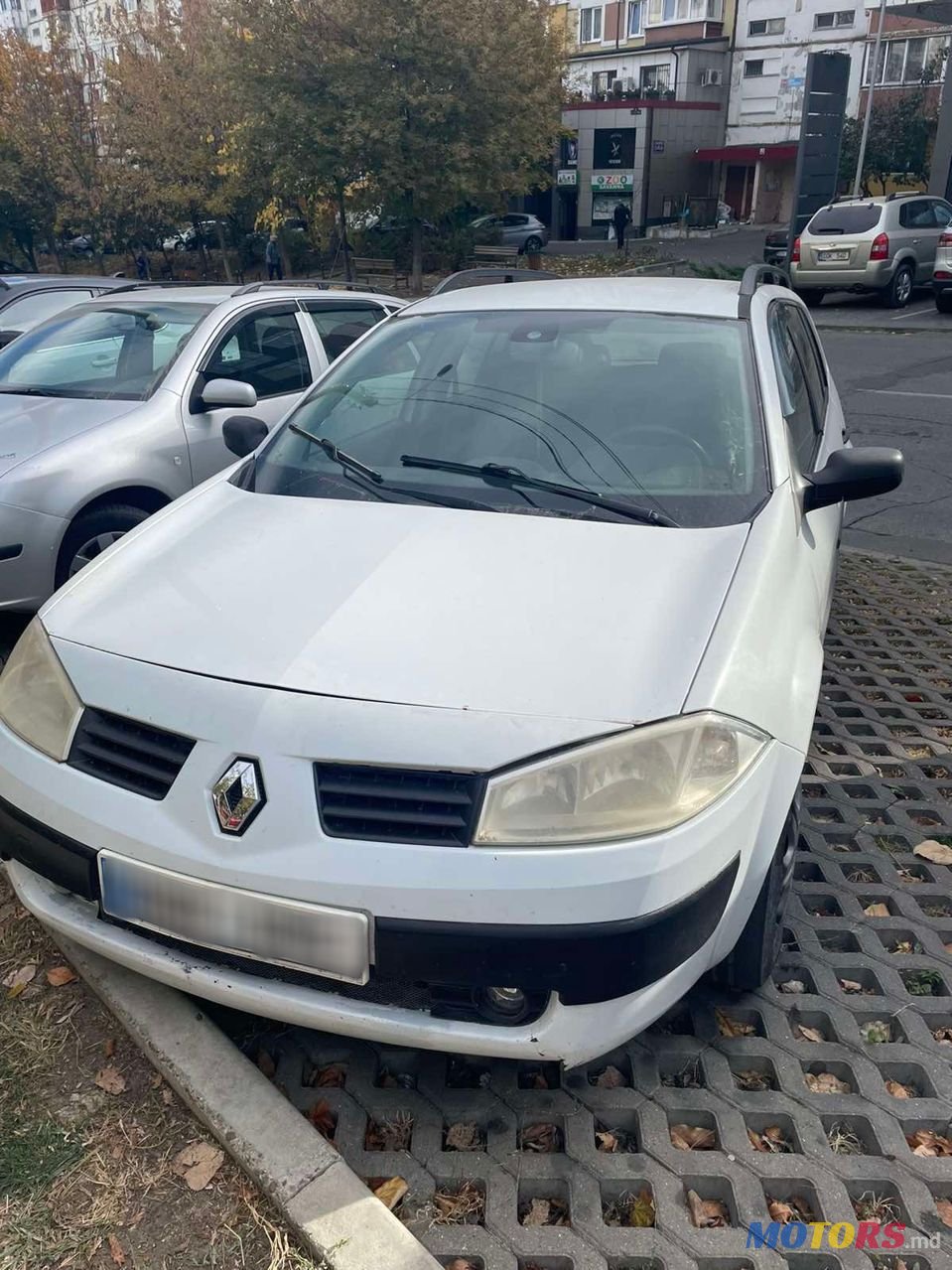 2004' Renault Megane photo #1
