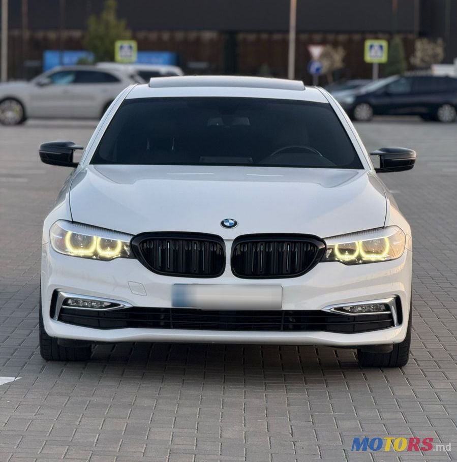 2018' BMW 5 Series photo #1