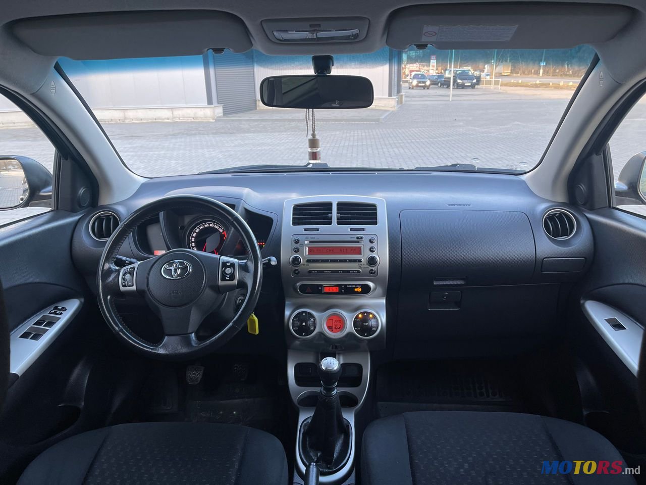 2009' Toyota Urban Cruiser photo #5