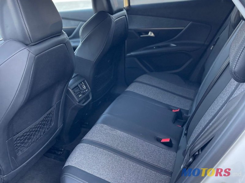 2019' Peugeot 3008 photo #6
