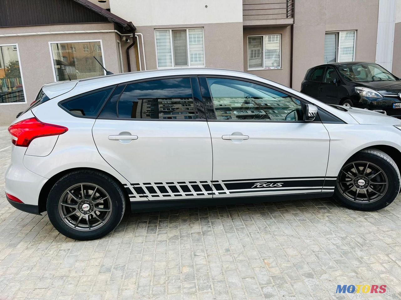 2017' Ford Focus photo #4