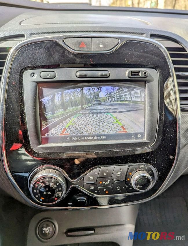 2014' Renault Captur photo #6