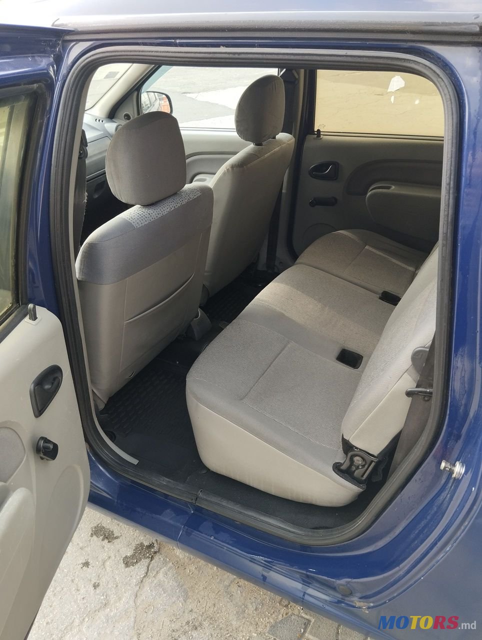 2009' Dacia Logan Mcv photo #6