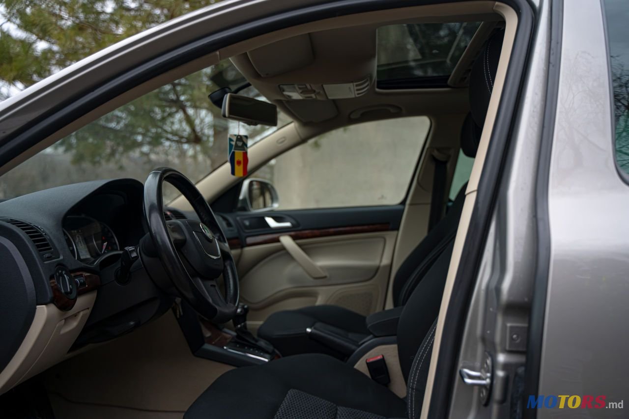 2010' Skoda Octavia photo #6