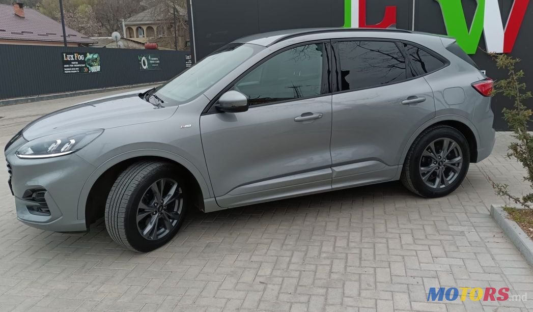 2020' Ford Kuga photo #4