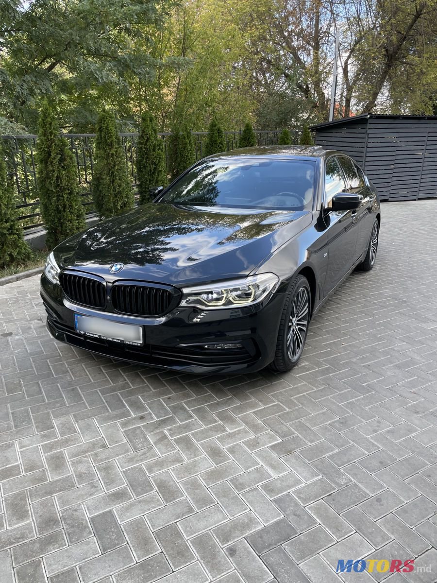 2017' BMW 5 Series photo #3