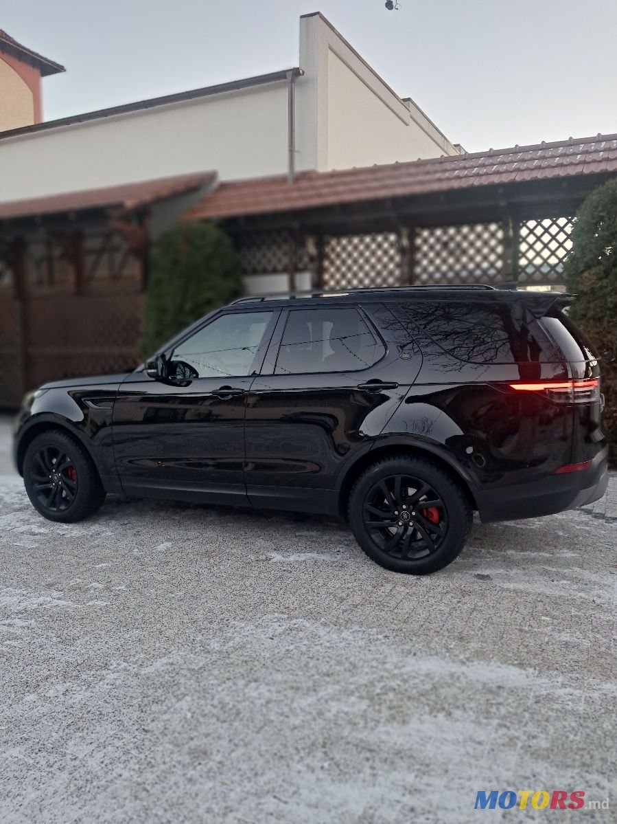 2017' Land Rover Discovery photo #6