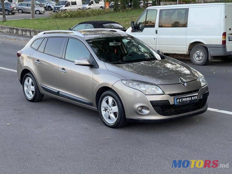 2010' Renault Megane photo #3