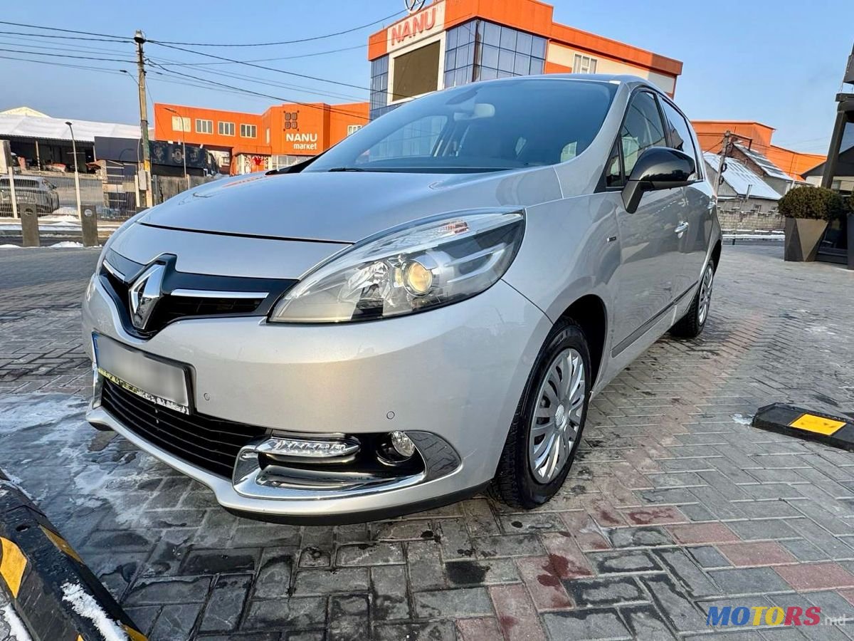 2015' Renault Scenic photo #2