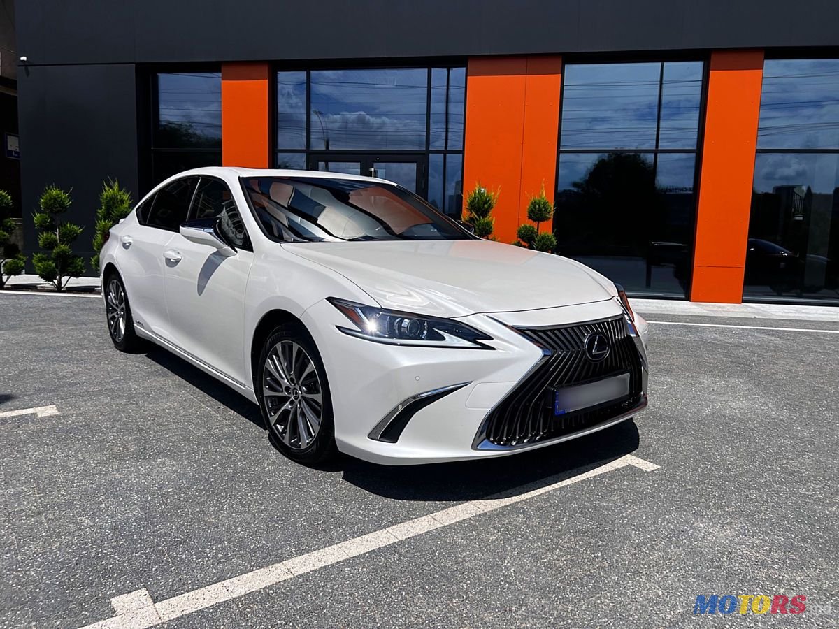 2018' Lexus Es Series photo #1