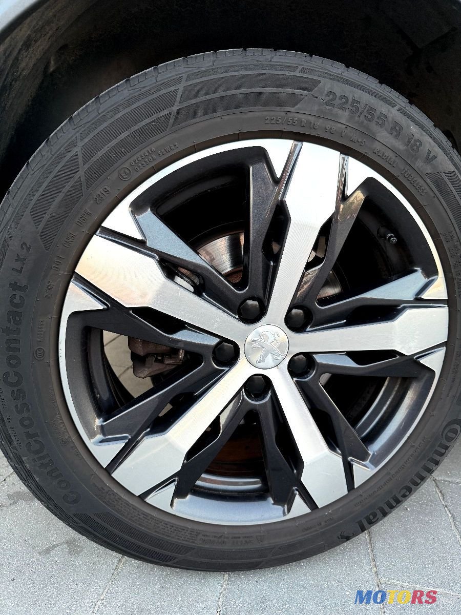 2019' Peugeot 3008 photo #5