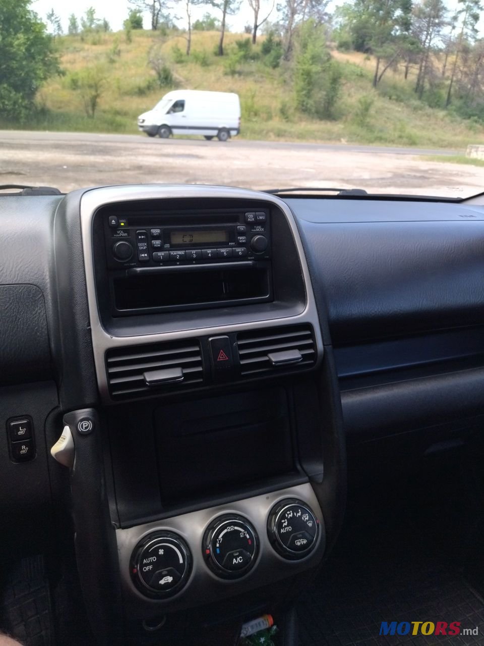 2005' Honda CR-V photo #5