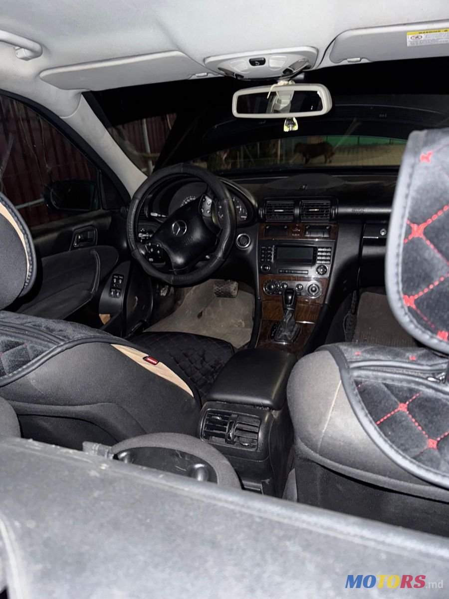 2004' Mercedes-Benz C-Class photo #5