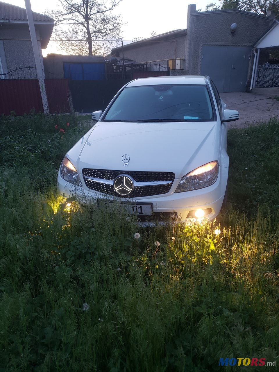 2009' Mercedes-Benz C Класс photo #5