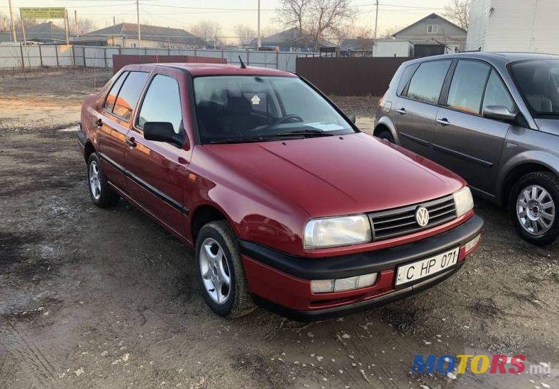 1993' Volkswagen Vento photo #1