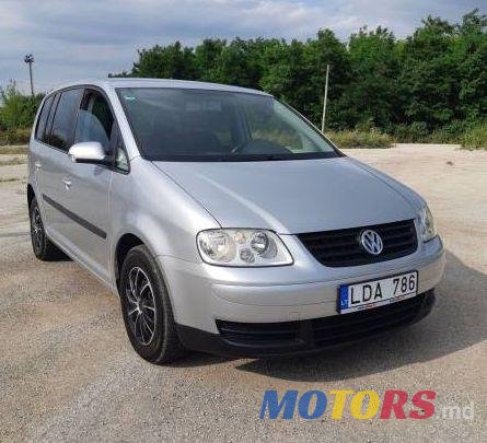 2003' Volkswagen Touran photo #2