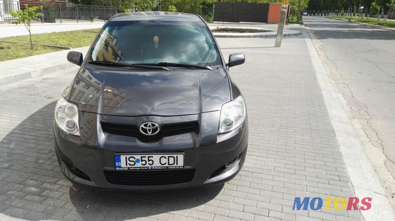 2007' Toyota Auris photo #3
