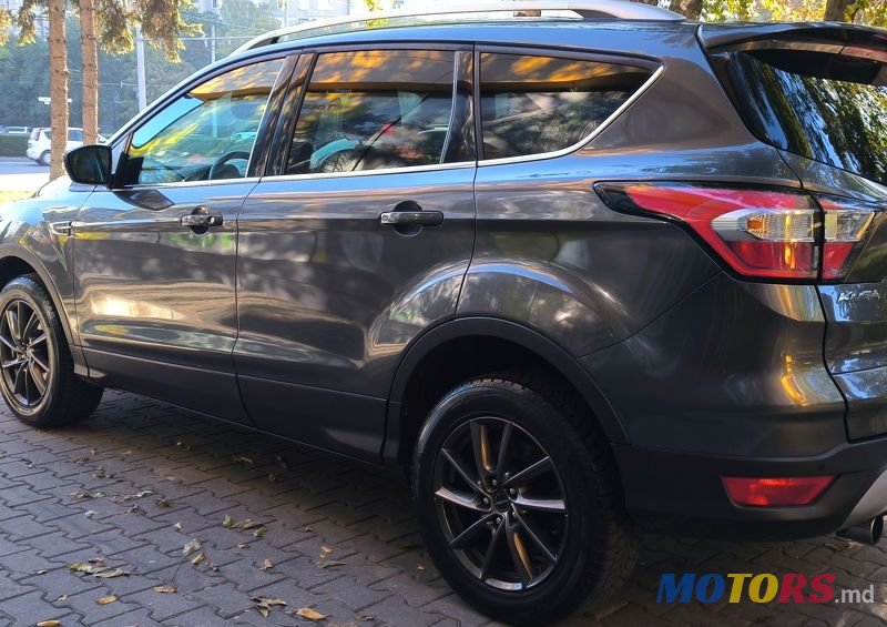 2017' Ford Kuga photo #4