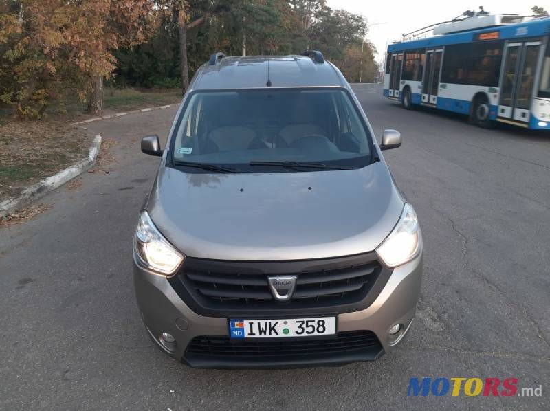 2013' Dacia Dokker Van photo #1