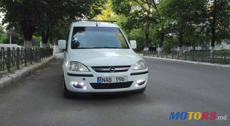 2005' Opel Combo photo #4