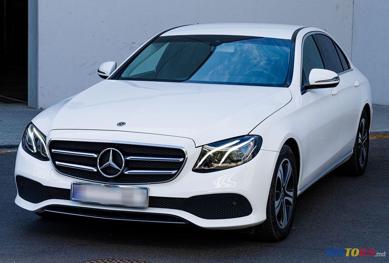 2019' Mercedes-Benz E Класс photo #2
