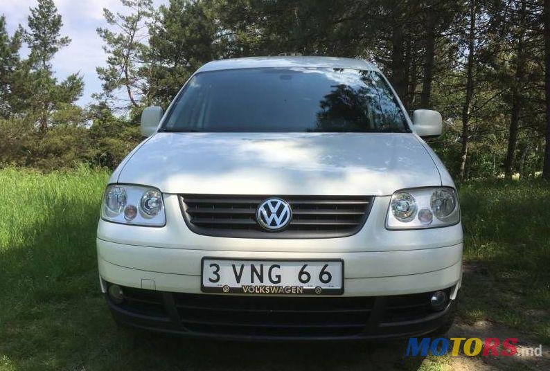 2010' Volkswagen Caddy photo #4