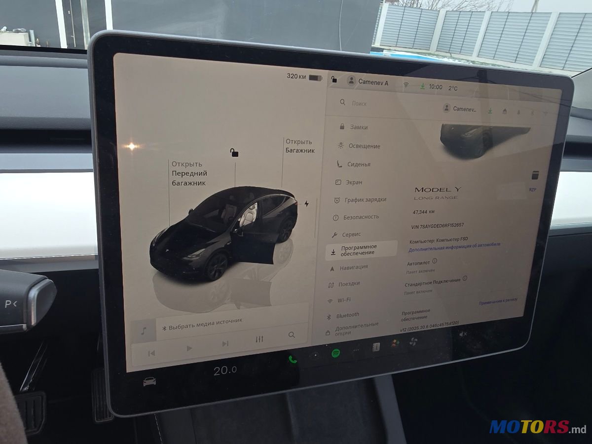 2024' Tesla Model Y photo #2