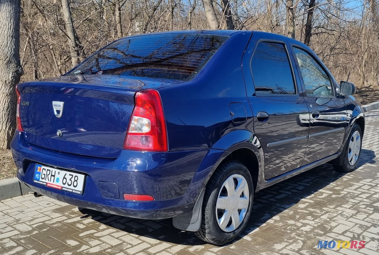 2011' Dacia Logan photo #3