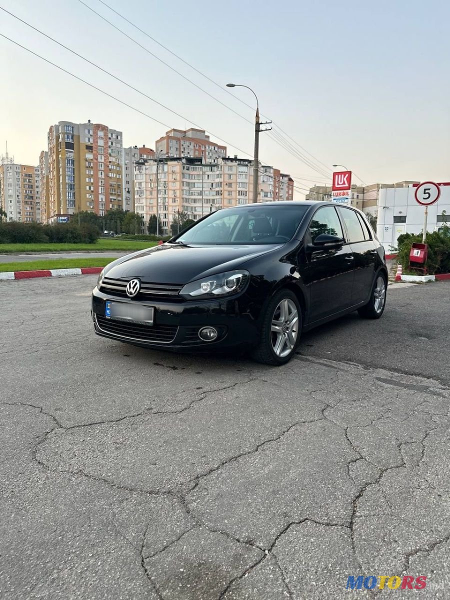 2012' Volkswagen Golf photo #4