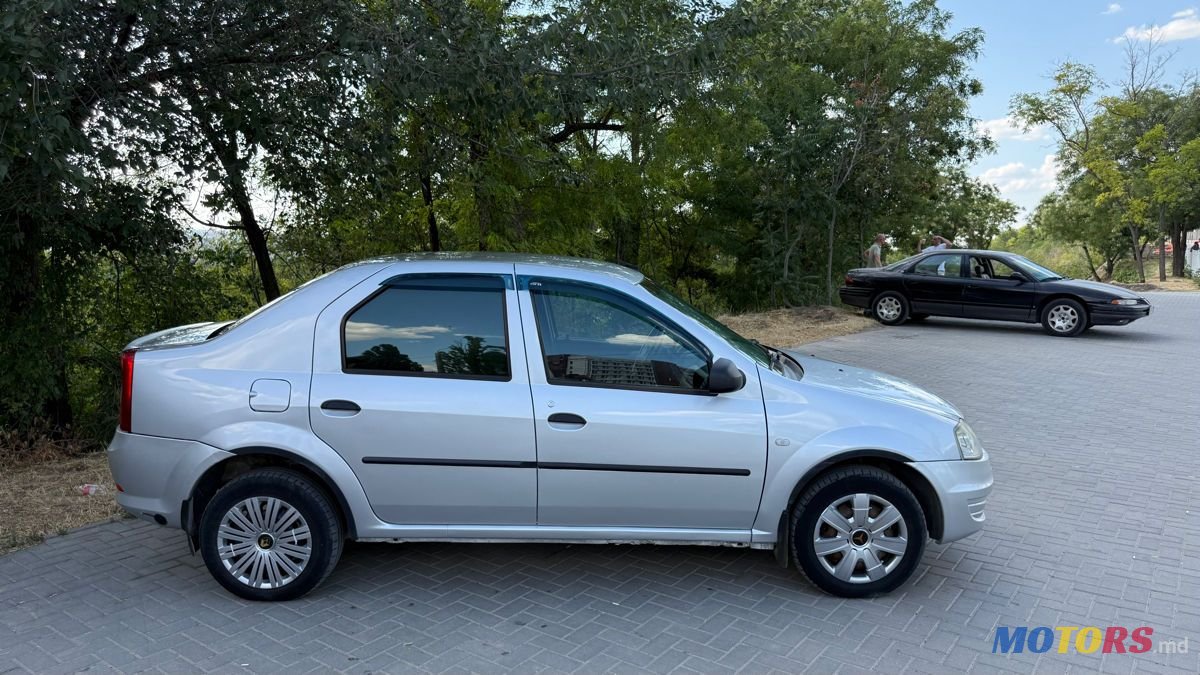 2010' Dacia Logan photo #3