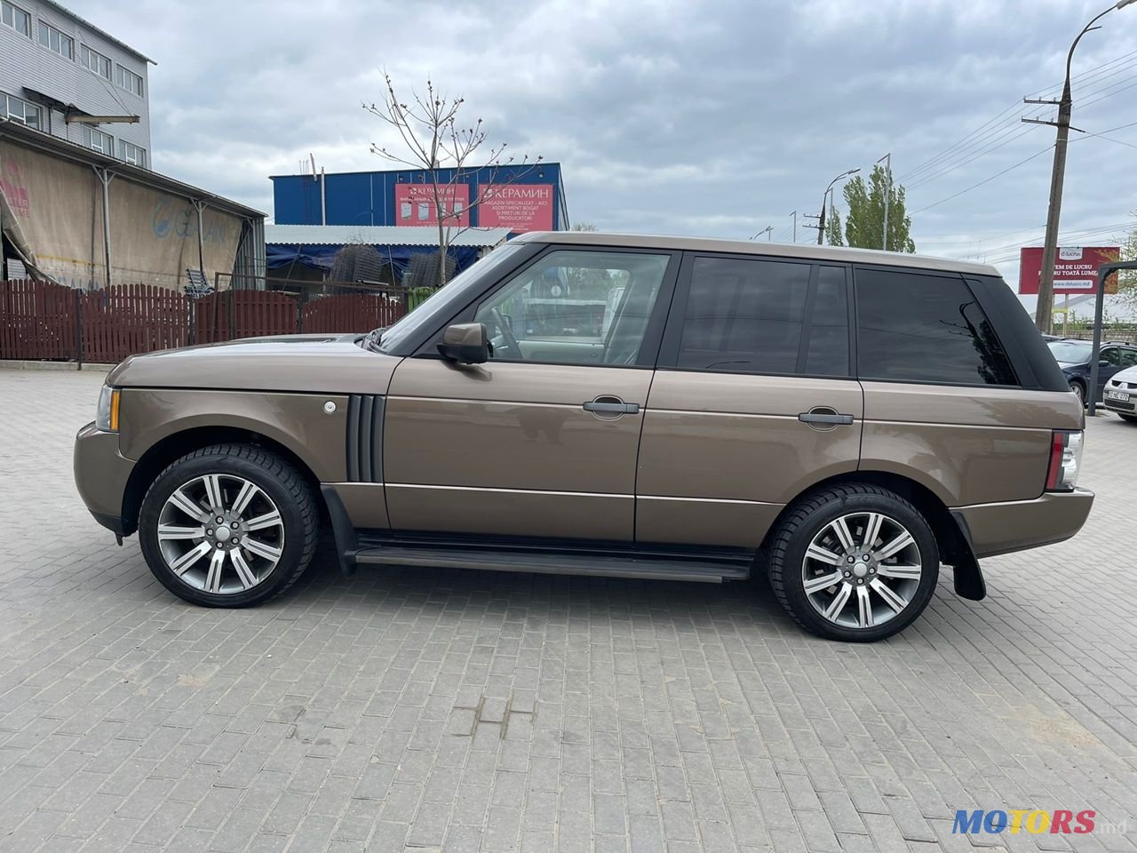 2010' Land Rover Range Rover photo #1