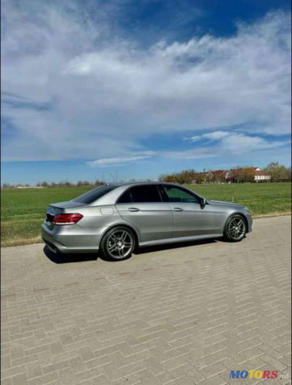 2013' Mercedes-Benz E-Class photo #6