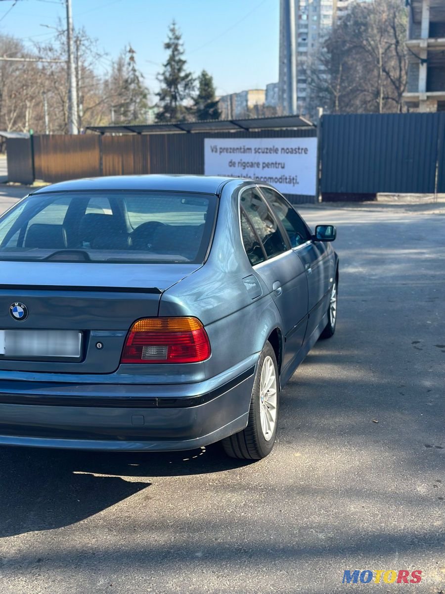 2002' BMW 5 Series photo #2