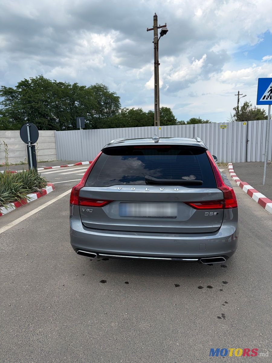 2020' Volvo V90 photo #5