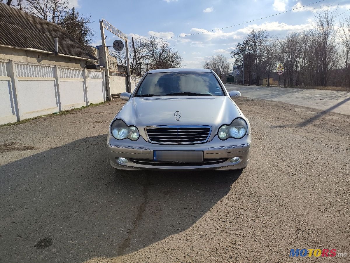 2001' Mercedes-Benz C-Class photo #3