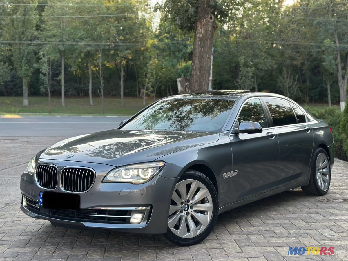 2014' BMW 7 Series photo #3