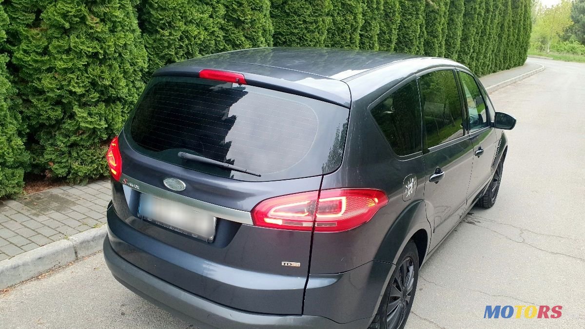 2010' Ford S-Max photo #2