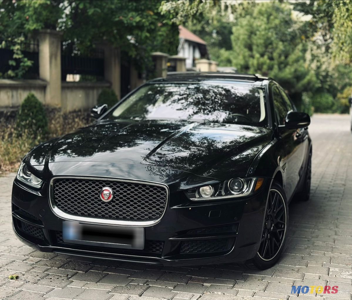 2017' Jaguar XE photo #3