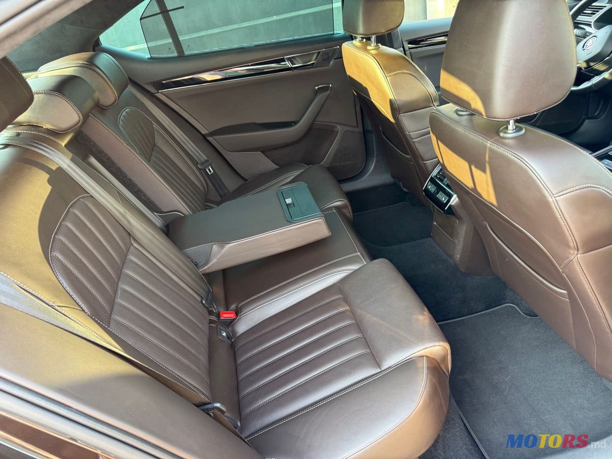 2021' Skoda Superb photo #6