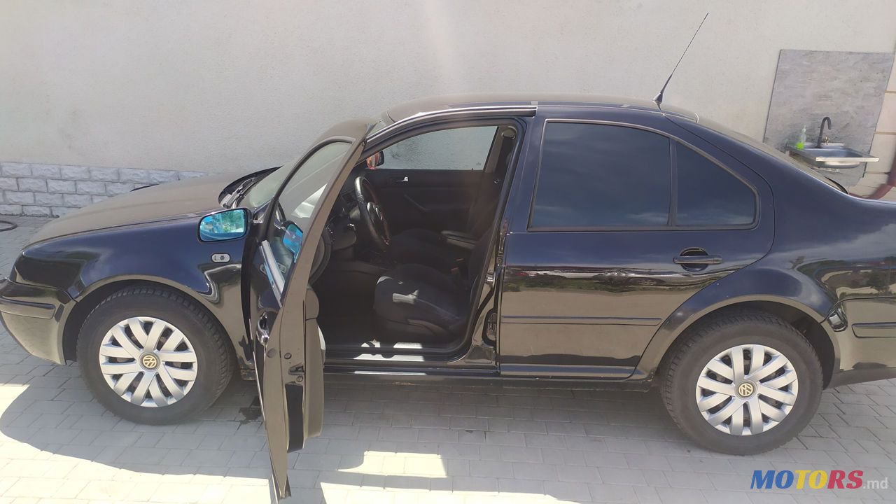 2001' Volkswagen Jetta photo #5