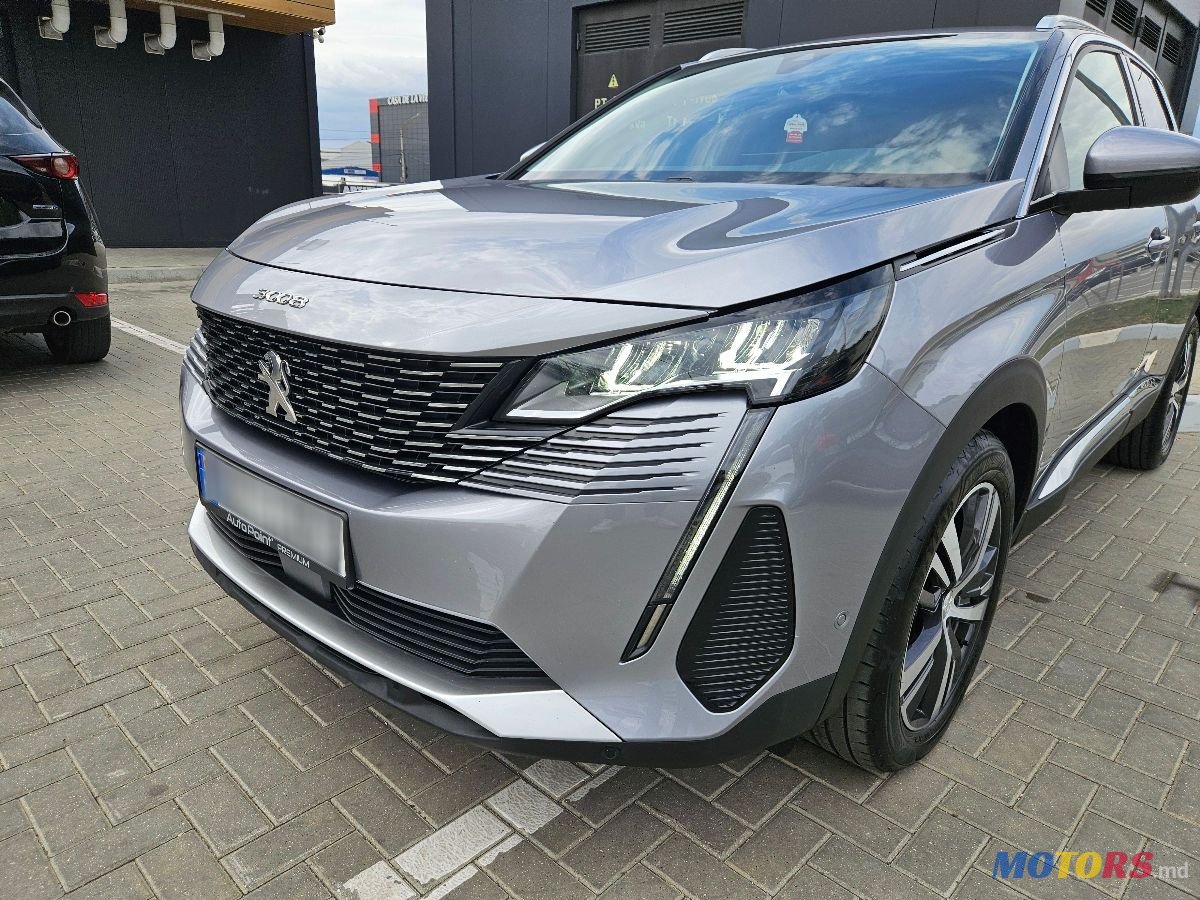 2021' Peugeot 3008 photo #2