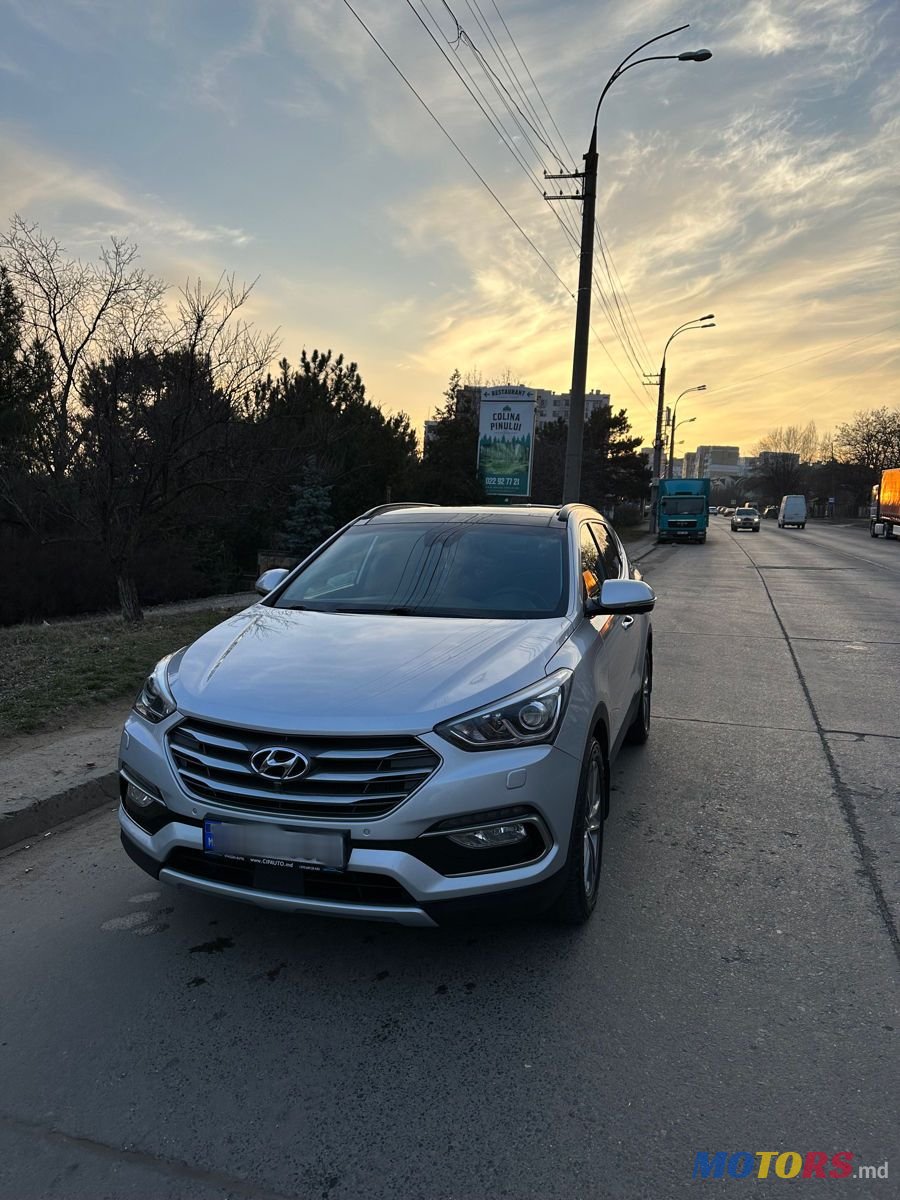 2018' Hyundai Santa Fe photo #1