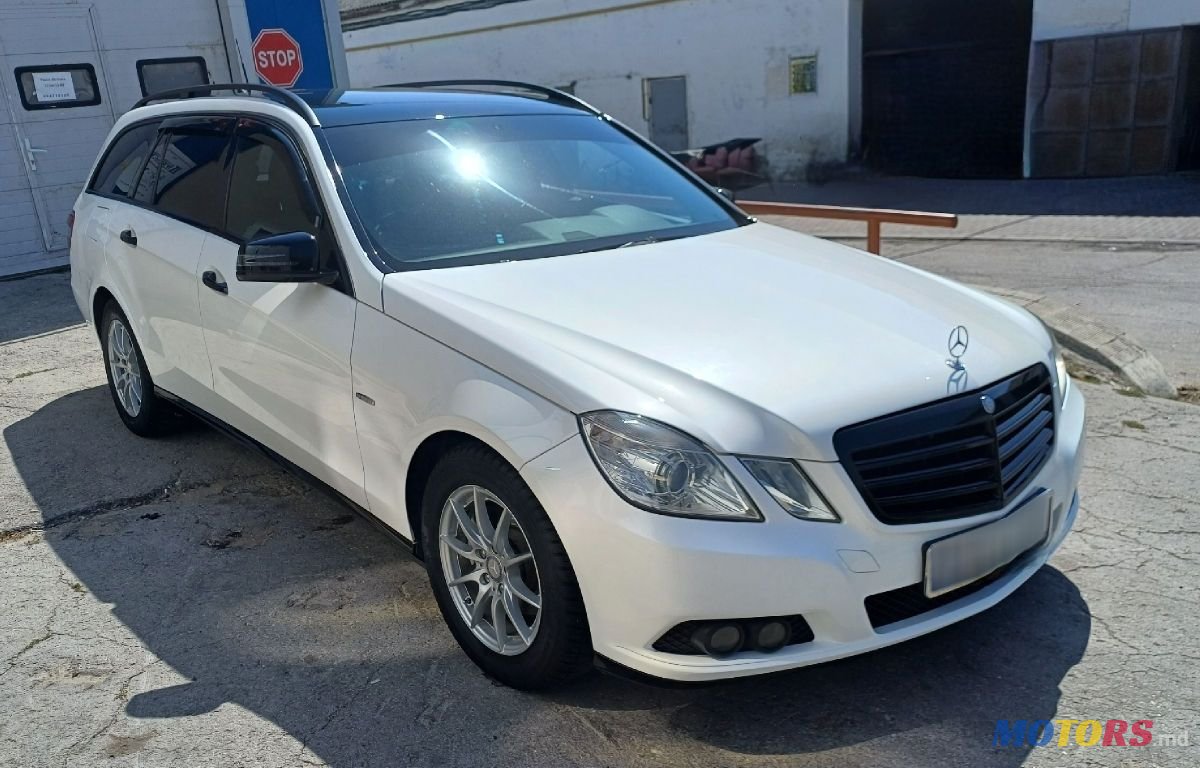 2011' Mercedes-Benz E Класс photo #6