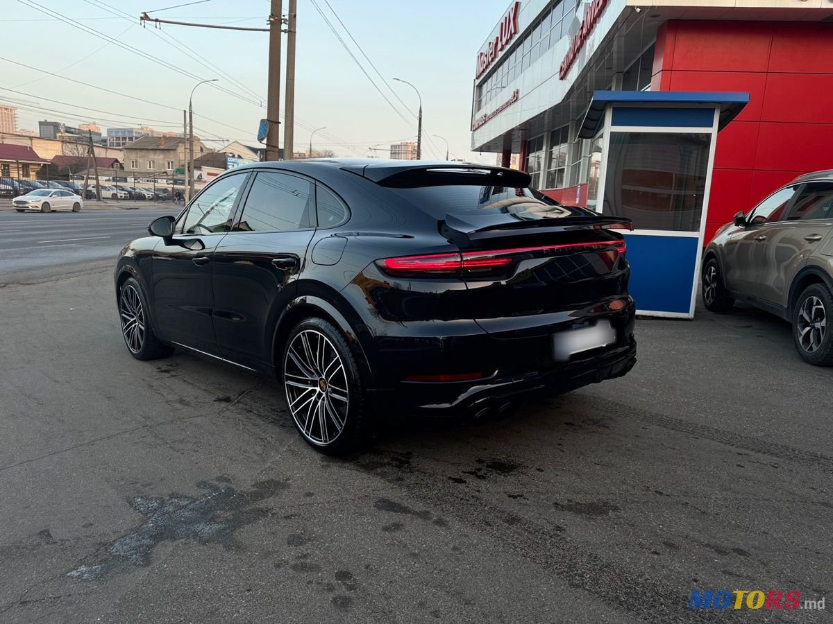 2020' Porsche Cayenne Coupe photo #4